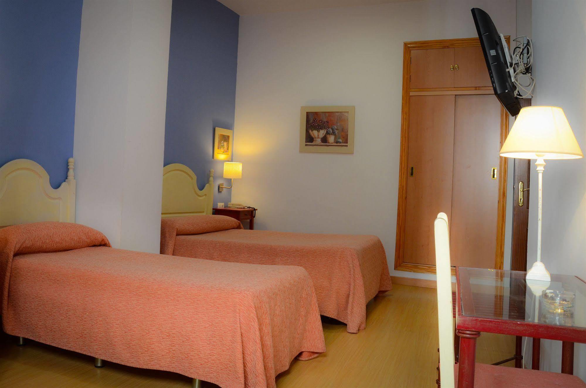 Hotel Londres เซบีญา ภายนอก รูปภาพ